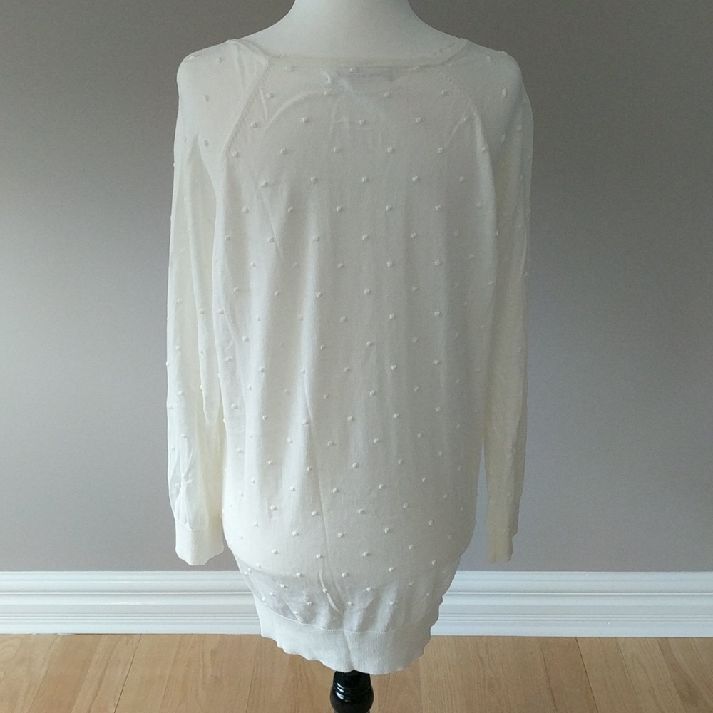 Textured Pullover - Picture 4 of 4